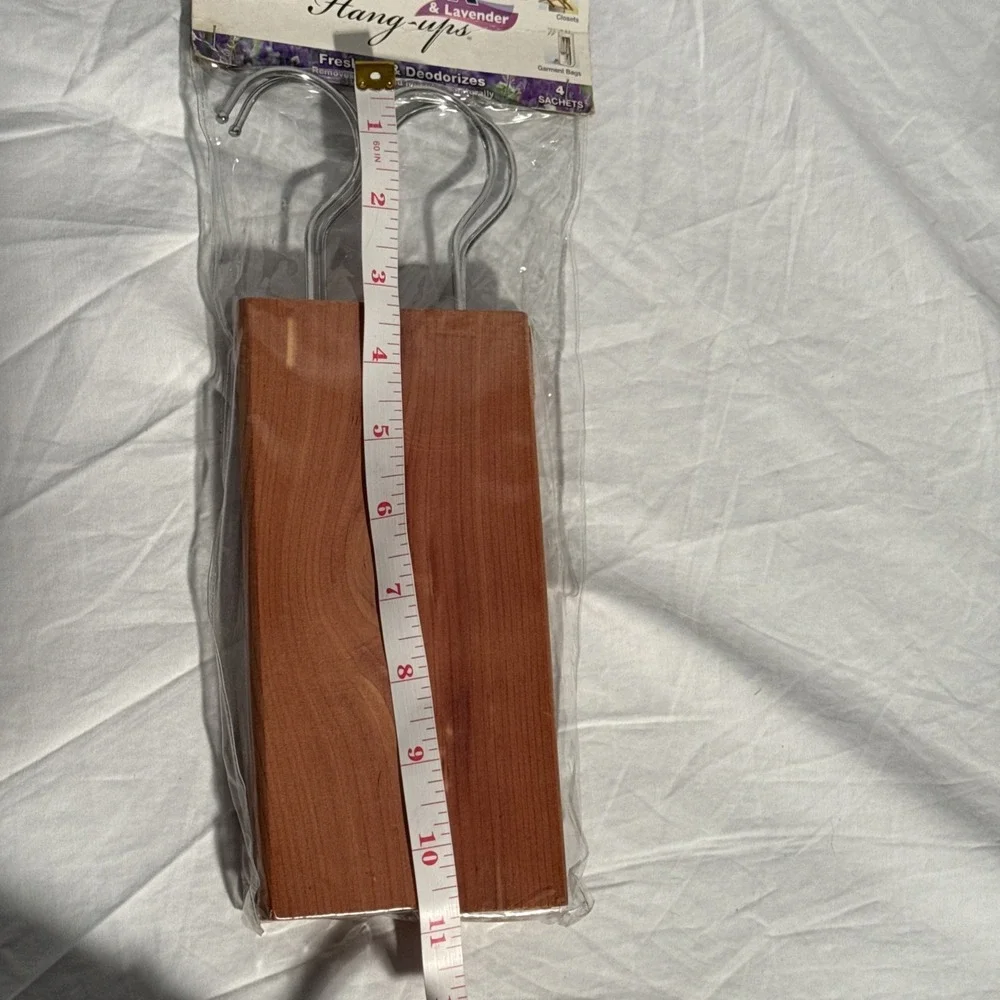 Lot of 4 Cedar Fresh Cedar & Lavender Hang ups Repel Moths New and Sealed